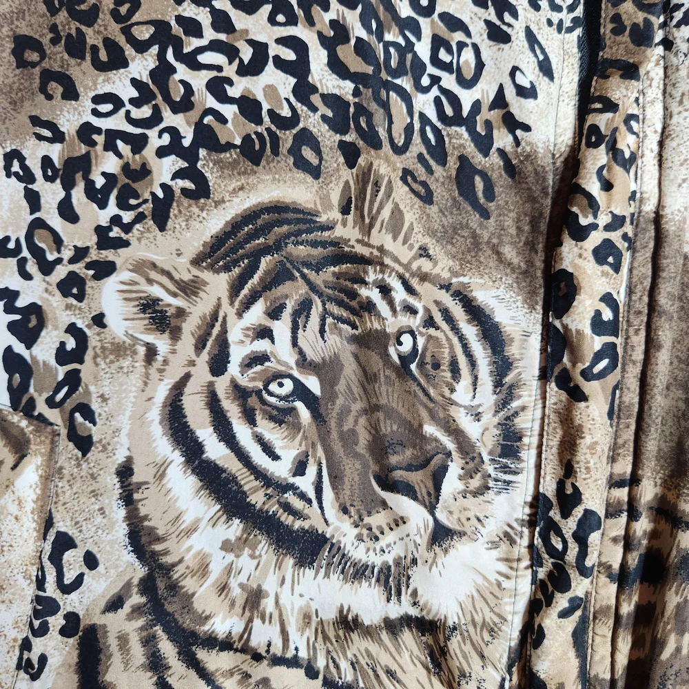 Vintage Fuda International Tiger Print 100% Silk Jacket Brown Tan Black - Picture 4 of 11